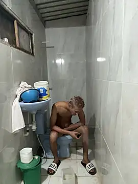 Boy hot- online show from February 2026 11:06:01 PM