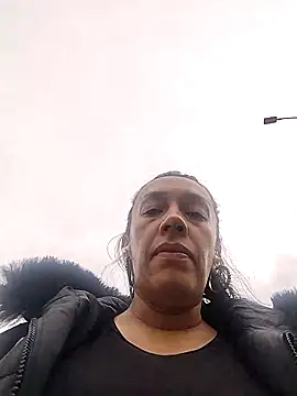 Shantey Laurent online show from April 2026 12:05:02 PM