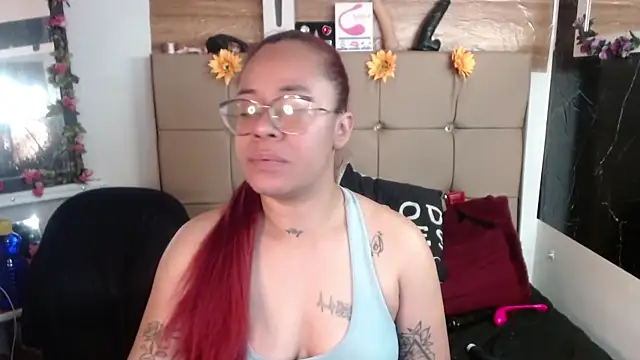 MIA  SPENCER online show from March 2026 05:40:02 PM