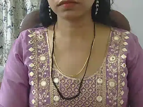 Snapshot of MISS_SOMIYA chatting on April 2026 04:23:01 PM MISS SOMIYA online show from April 2026 04:23:01 PM