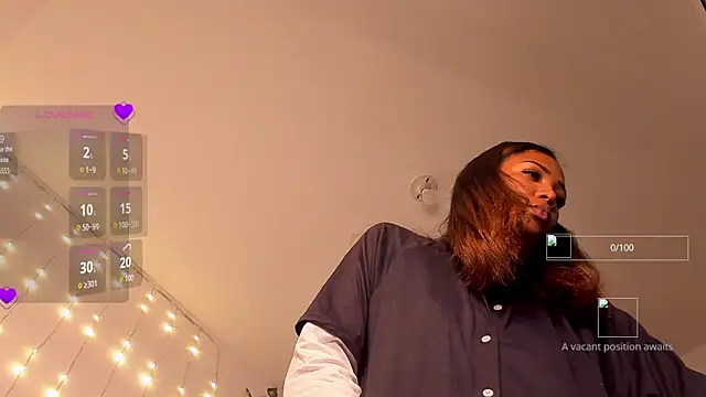 GiuliaCash online show from December 2025 11:19:01 AM