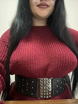 Molly-molly- online show from November 2025 07:30:01 AM