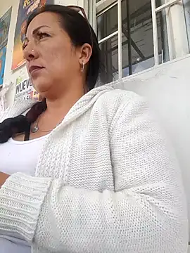 Misshot 01 online show from October 2025 08:29:01 PM