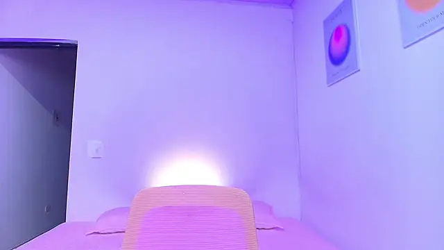 Snapshot of ana_bigboobss chatting on March 2026 02:01:02 AM ana bigboobss online show from March 2026 02:01:02 AM