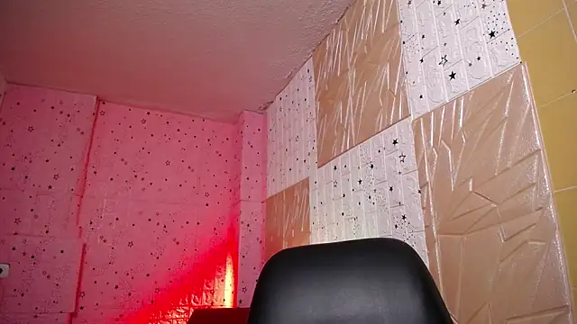 emmydurant online show from December 2025 08:05:02 PM