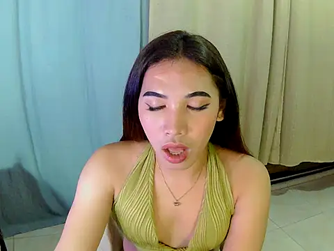 Chen Lavin online show from October 2025 01:55:02 PM