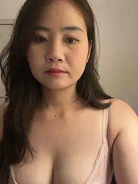 wly2028 online show from April 2026 11:46:02 AM