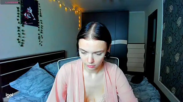 bonnybimi online show from October 2025 02:18:02 PM