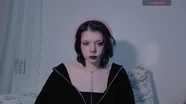 Snapshot of Alice_Zev chatting on July 2026 12:13:02 AM Alice Zev online show from July 2026 12:13:02 AM