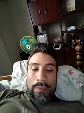 Mac50rus online show from September 2025 05:24:01 PM