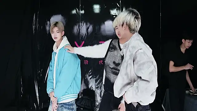 Snapshot of JL-sweetbaby1 chatting on April 2026 11:32:01 AM JL-sweetbaby1 online show from April 2026 11:32:01 AM