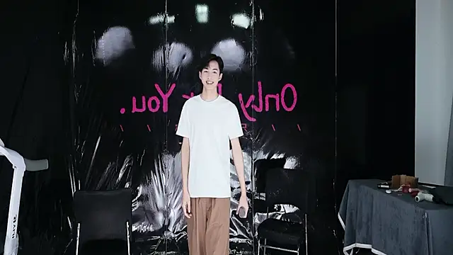 Snapshot of JL-sweetbaby1 chatting on April 2026 11:26:02 AM JL-sweetbaby1 online show from April 2026 11:26:02 AM