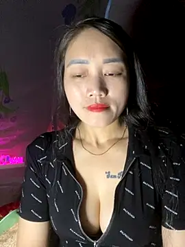 chipp-bong online show from November 2025 01:50:01 AM