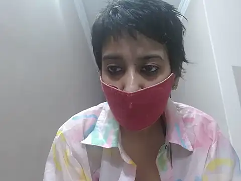 Snapshot of suzen_night chatting on November 2025 05:02:01 PM suzen night online show from November 2025 05:02:01 PM