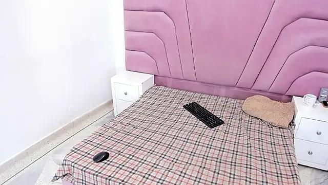 kingmaverickx online show from March 2026 03:23:01 AM