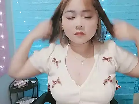 Nhan7868 online show from October 2025 02:07:01 PM