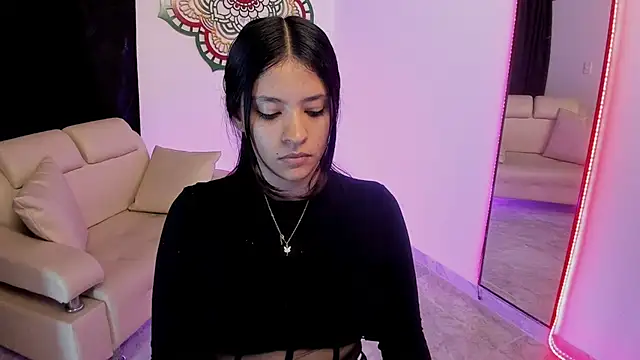 Candy fox 19 online show from March 2026 04:26:01 PM