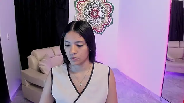 Snapshot of Candy_fox_19 chatting on March 2026 01:16:01 PM Candy fox 19 online show from March 2026 01:16:01 PM