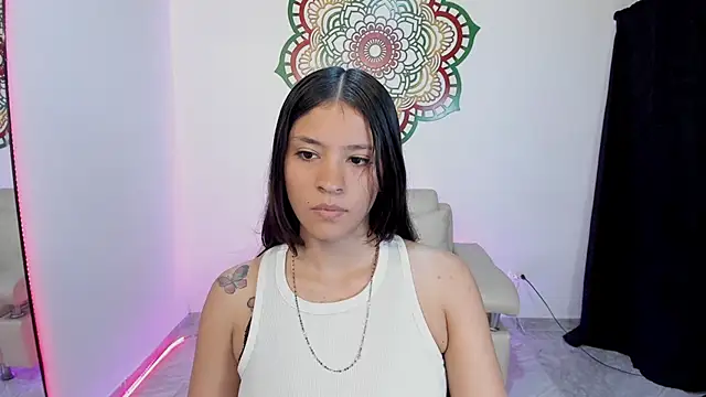 Candy fox 19 online show from July 2026 04:32:01 PM