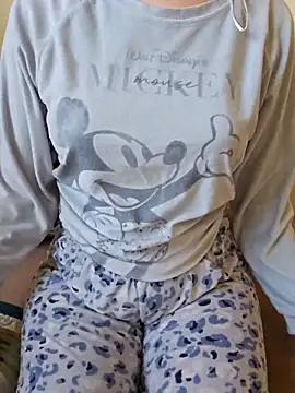 Snapshot of Lamya-dalo3a chatting on April 2026 02:37:02 PM Lamya-dalo3a online show from April 2026 02:37:02 PM