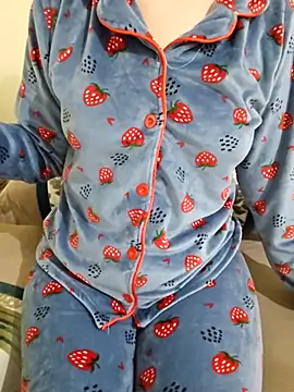 Snapshot of Lamya-dalo3a chatting on April 2026 12:13:01 AM Lamya-dalo3a online show from April 2026 12:13:01 AM