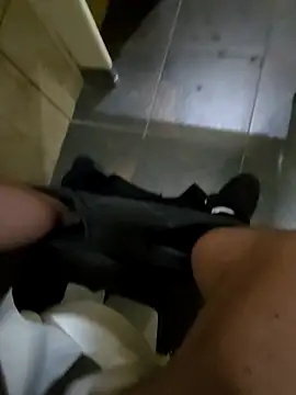 Snapshot of maxelbueno chatting on September 2025 07:49:02 PM maxelbueno online show from September 2025 07:49:02 PM