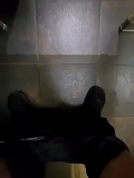 Snapshot of maxelbueno chatting on October 2025 04:38:01 PM maxelbueno online show from October 2025 04:38:01 PM