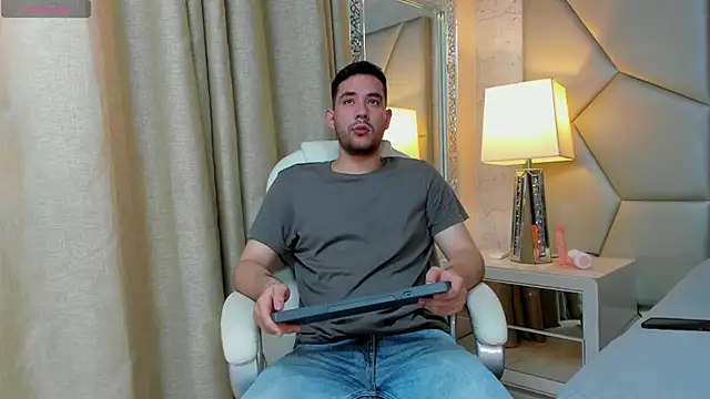 matti de lucaa online show from September 2025 05:38:02 PM