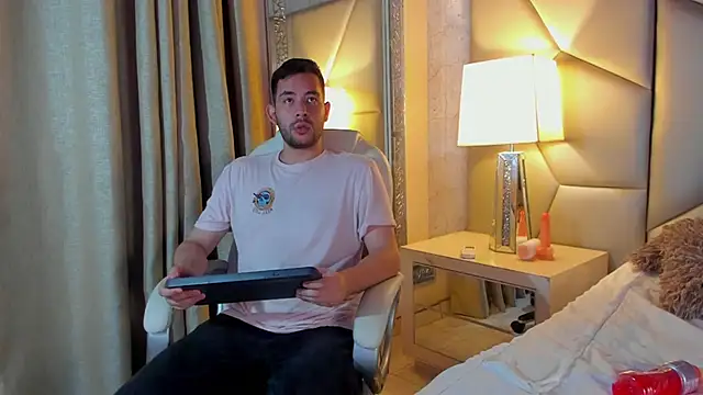 matti de lucaa online show from September 2025 05:29:02 PM