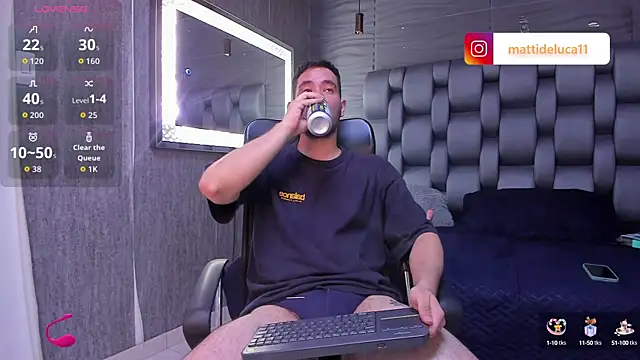 matti de lucaa online show from October 2025 05:45:01 PM