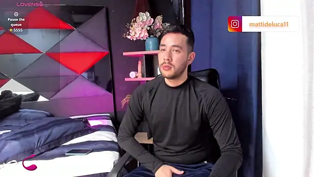 matti de lucaa online show from October 2025 05:47:01 PM