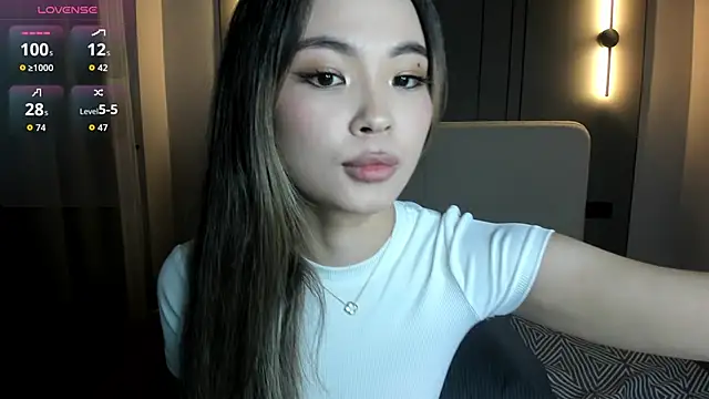 Snapshot of Maakimita chatting on June 2026 04:31:02 PM Maakimita online show from June 2026 04:31:02 PM