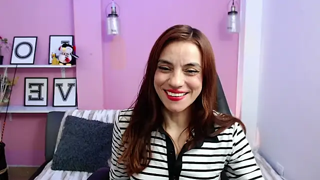 KendallWood  online show from November 2025 08:31:01 PM