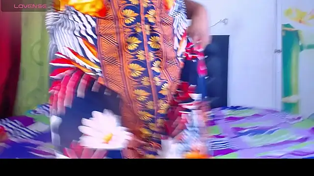 Gracce-Smith online show from October 2025 02:49:01 PM