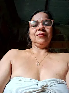 Lucerito-Hot online show from December 2025 02:22:02 PM