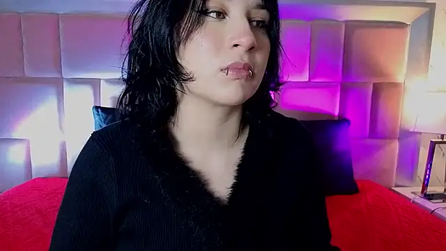 RobinBennett online show from July 2026 12:00:01 PM