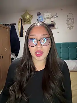 Snapshot of Whiitney_Bloom chatting on September 2025 02:11:01 AM Whiitney Bloom online show from September 2025 02:11:01 AM