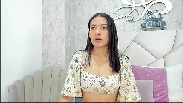 Snapshot of Skylerwhite02 chatting on November 2025 07:37:01 PM Skylerwhite02 online show from November 2025 07:37:01 PM