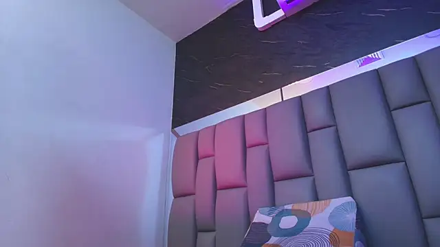 kissme luna online show from September 2025 07:08:01 PM