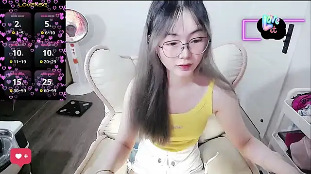 Snapshot of baby-yaya20 chatting on March 2026 11:04:01 AM baby-yaya20 online show from March 2026 11:04:01 AM