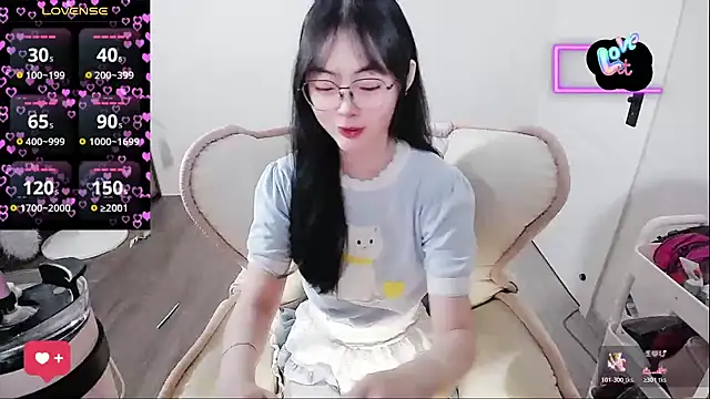 Snapshot of baby-yaya20 chatting on April 2026 09:04:01 AM baby-yaya20 online show from April 2026 09:04:01 AM