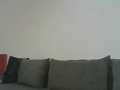 Avelinii online show from May 2026 06:26:04 PM
