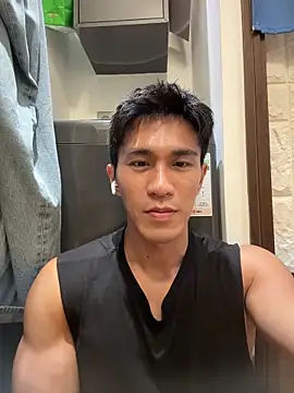 Snapshot of gooodboiii chatting on June 2026 04:38:02 PM gooodboiii online show from June 2026 04:38:02 PM