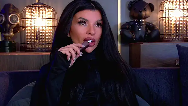 Snapshot of EleniaDevons chatting on March 2026 01:01:01 PM EleniaDevons online show from March 2026 01:01:01 PM