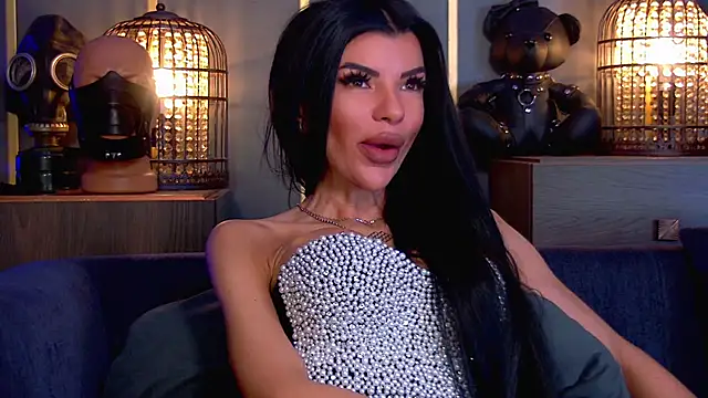 Snapshot of EleniaDevons chatting on April 2026 11:14:02 AM EleniaDevons online show from April 2026 11:14:02 AM