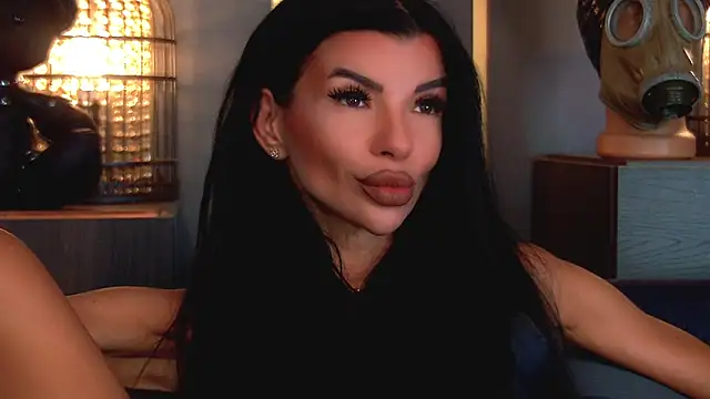 Snapshot of EleniaDevons chatting on July 2026 09:07:02 AM EleniaDevons online show from July 2026 09:07:02 AM