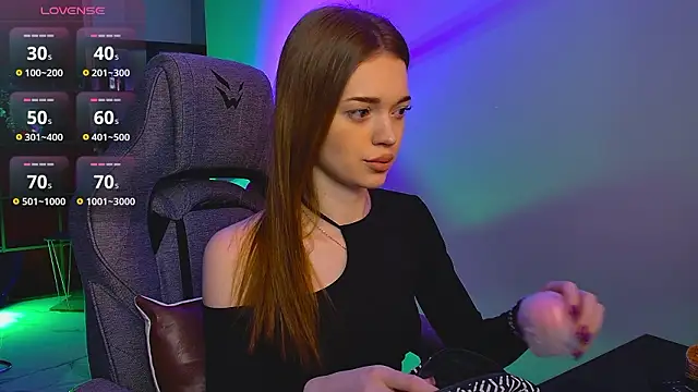 Snapshot of FlexyFox chatting on March 2026 12:34:01 PM FlexyFox online show from March 2026 12:34:01 PM