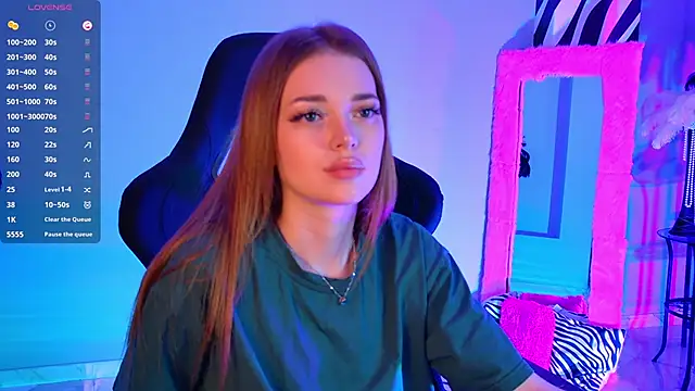 Snapshot of FlexyFox chatting on March 2026 01:07:02 PM FlexyFox online show from March 2026 01:07:02 PM