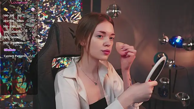 Snapshot of FlexyFox chatting on March 2026 02:39:02 PM FlexyFox online show from March 2026 02:39:02 PM