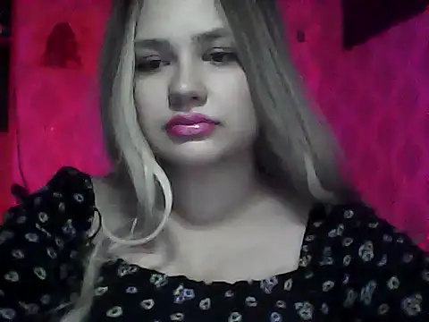 Snapshot of Felira chatting on July 2026 07:20:02 PM Felira online show from July 2026 07:20:02 PM